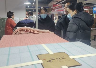 萬千美味 繽紛來襲 第三屆淄博食博會(huì)展品豐富 市民買得過癮